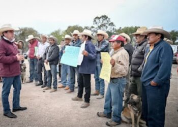 Entregan equipo agrícola y paquetes de conejos a productores de diferentes municipios de Hidalgo