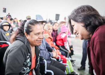 Entrega DIFH despensas, así como ayudas técnicas a personas con discapacidad en la Sierra Gorda de Hidalgo