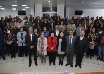 Investigadores de UAEH ofrecen taller para crear ambientes escolares saludables