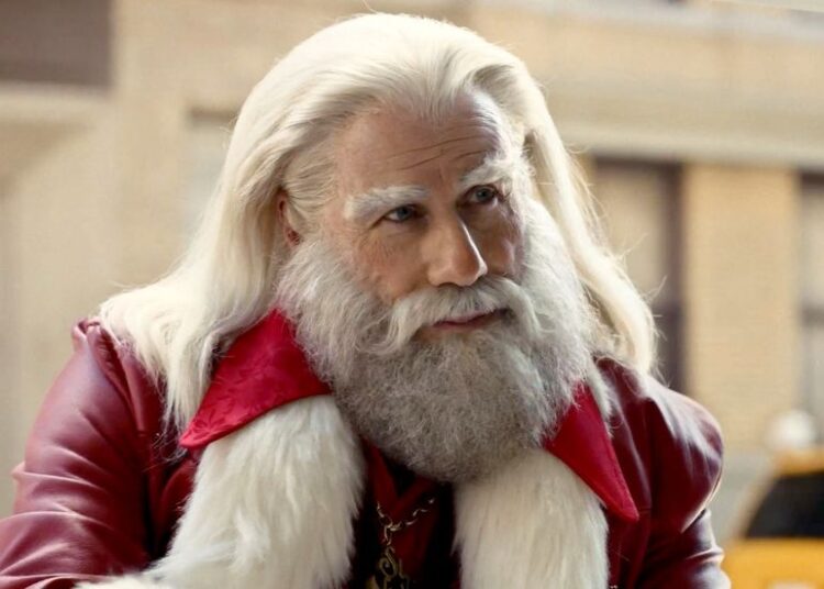 John Travolta se convierte en Papá Noel