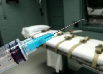 China ejecuta a exprofesor de secundaria