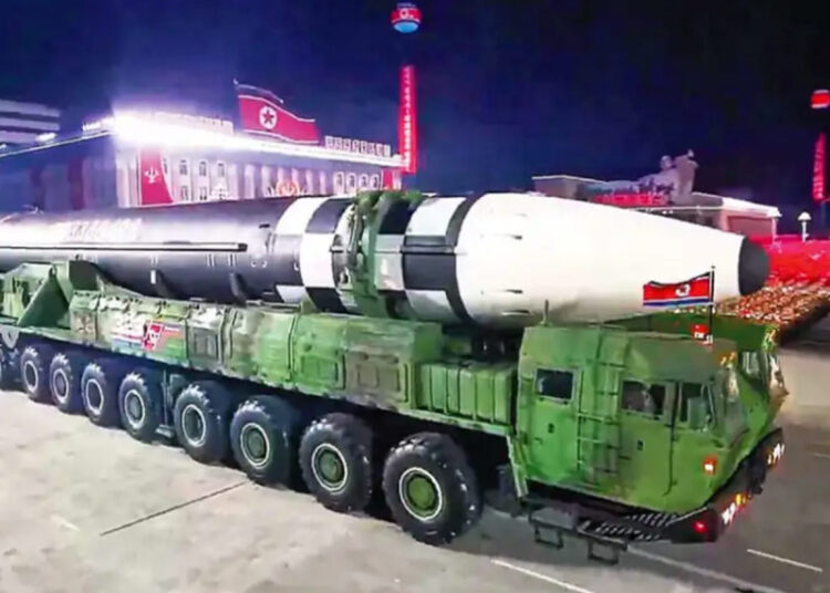 Corea del Sur acusa a Pyongyang de disparar misil balístico