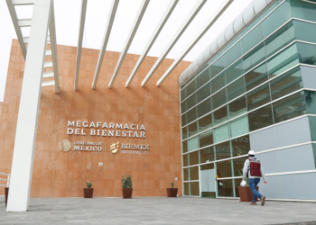 AMLO inaugura Megafarmacia para el Bienestar en Estado de México; “logramos este propósito”, destaca