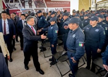 Reconoce Menchaca Salazar esfuerzo y compromiso  de las y los policías hidalguenses
