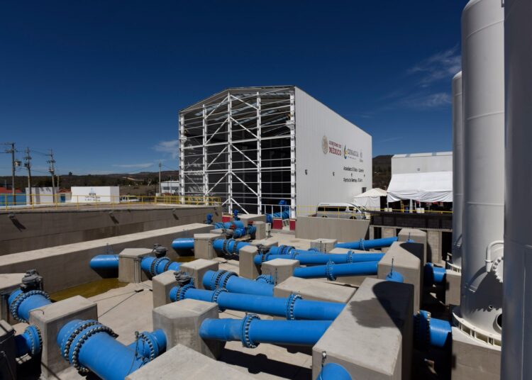 AMLO inaugura acueducto en Jalisco y asegura abasto de agua para la población