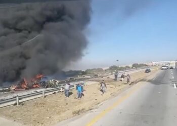 Cierre en el Arco Norte por accidente; tráiler se incendió