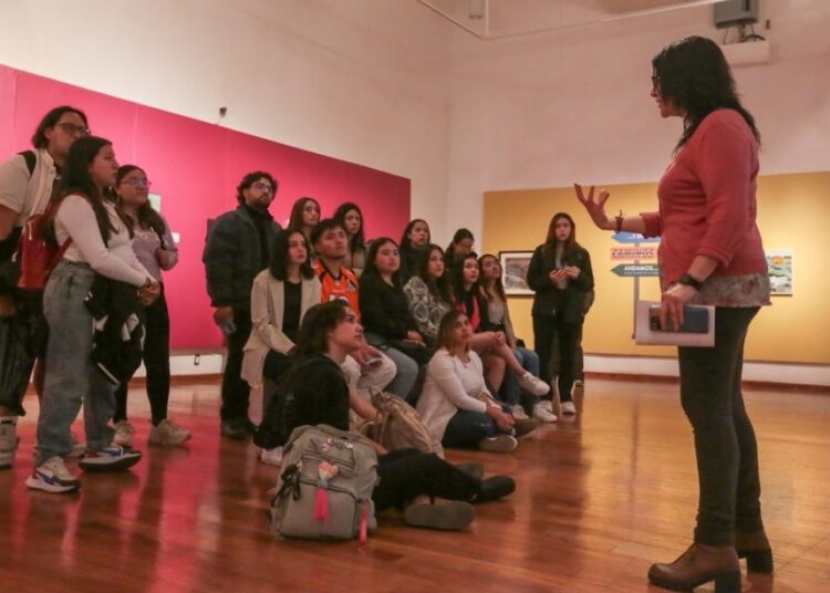 Capacita gratuitamente INBAL a personas mediadoras de museos