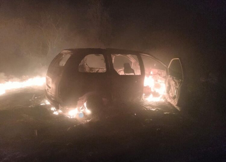Camioneta cargada con hidrocarburo explota e incendia en Tlahuelilpan