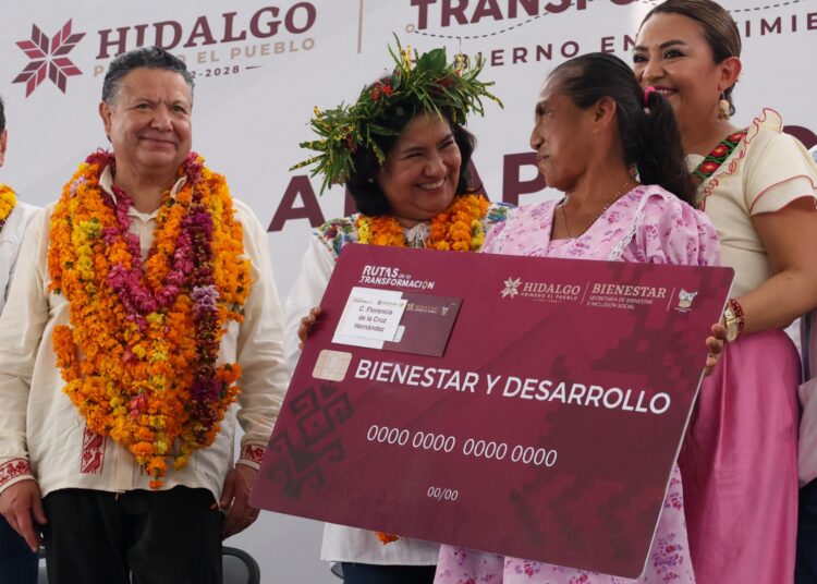 Menchaca Salazar se compromete a potencializar la transformación de Atlapexco