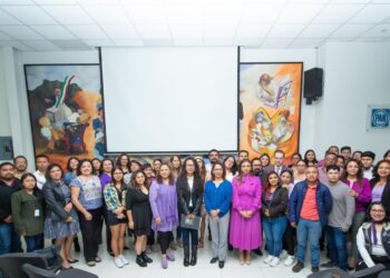 IEEH recibe Conferencia “Trabajos de Cuidado”