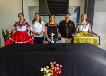Hidalgo presente en el Concurso Nacional de Huapango en Querétaro