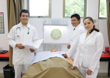 ¡Atención estudiantes! La UICEH abre su convocatoria de admisión 2024