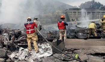 Dos tráilers chocan y se incendian en el Arco Norte; hay dos heridos de gravedad