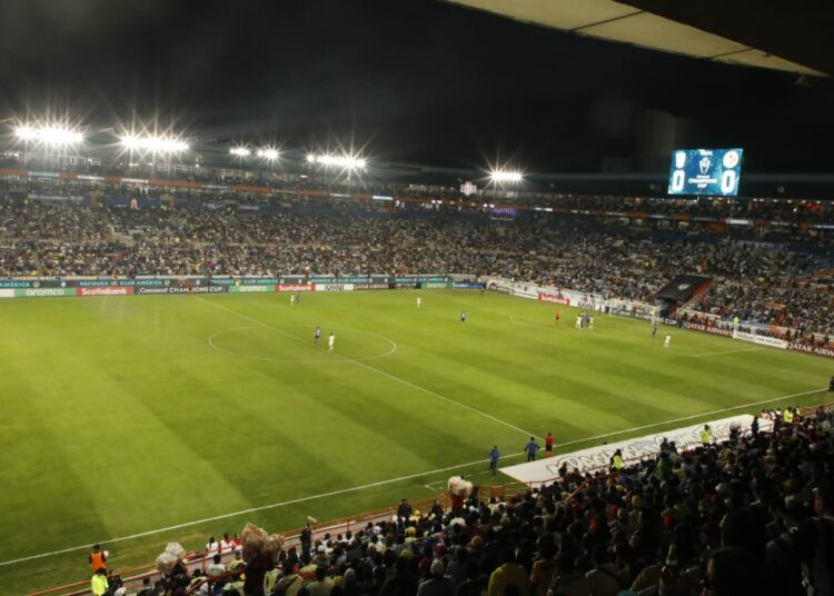 Niñez hidalguense disfrutó del partido América vs Pachuca desde el Palco del Pueblo