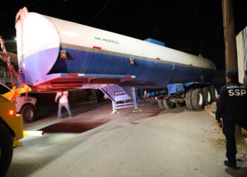 Operativo en Zapotlán de Juárez recupera 80 mil litros de combustible