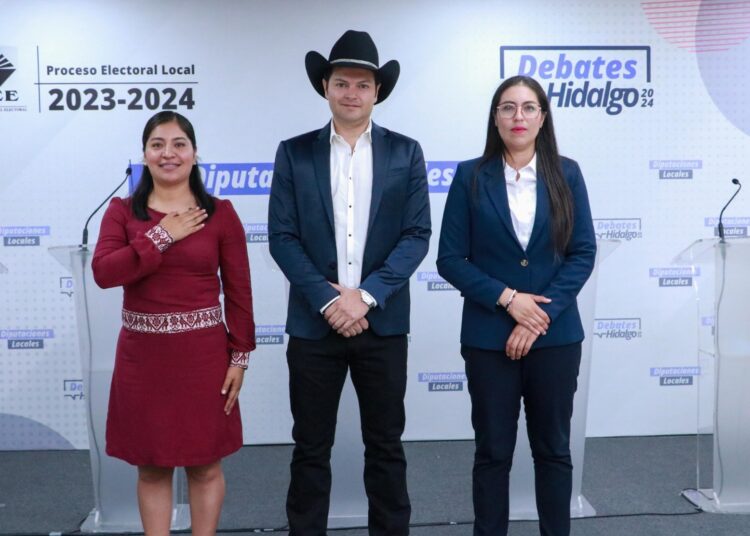 IEEH realiza Debate de Diputaciones Locales del Distrito 06 Huichapan