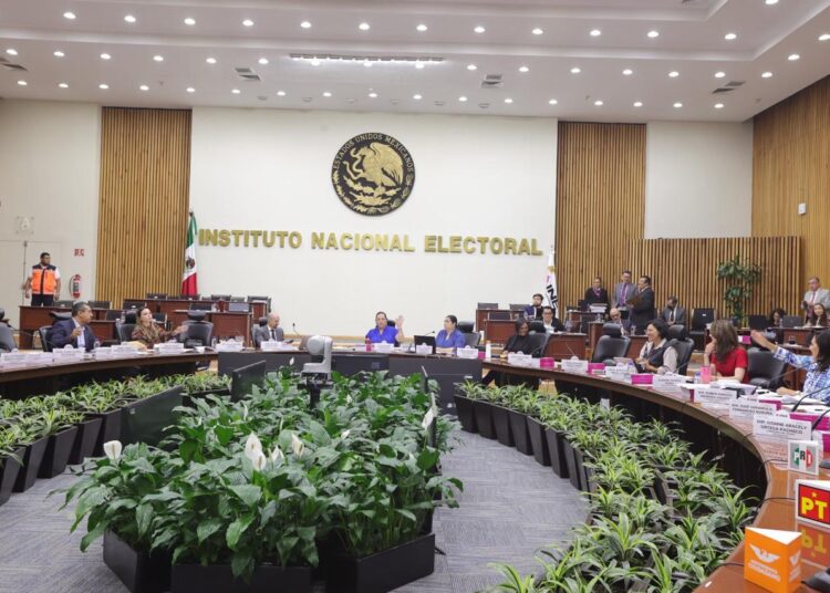 El Consejo General del INE declara validez y definitividad del Padrón Electoral y Listas Nominales de Electores