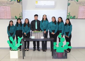 Estudiantes de la UTMZ presentan propuestas para modernizar procesos industriales