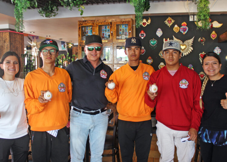 Jugadores del RBJC se embarcan en una aventura beisbolística en Monterrey