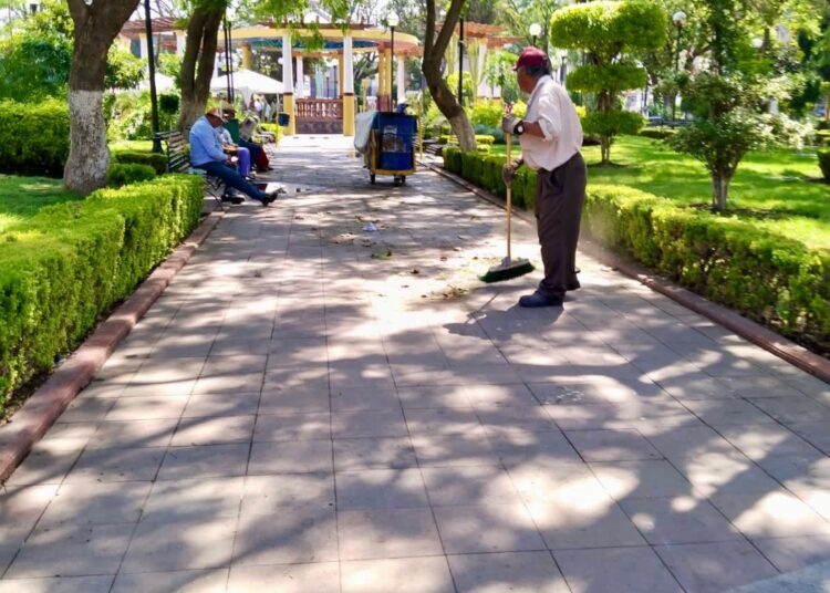 Limpieza y recuperación tras fuertes lluvias y granizo en Tula