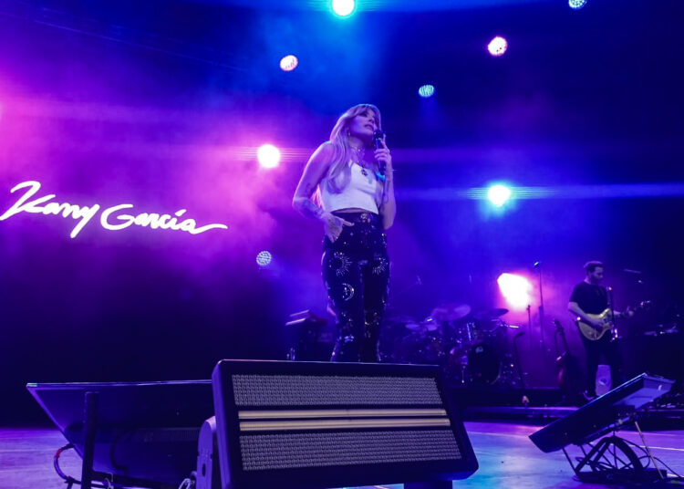 Kany García conquista Pachuca con su talento y carisma