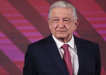 AMLO felicita a trabajadores de la construcción de México; “son los mejores del mundo”, afirma