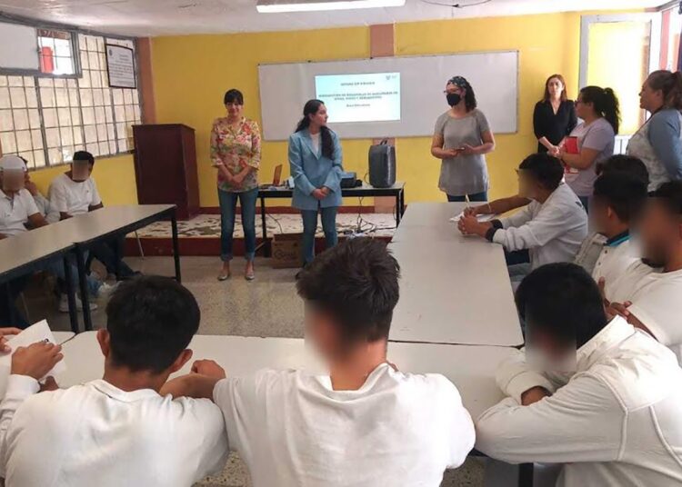 SSPH impulsa reinserción social de adolescentes a través de pláticas y talleres creativos