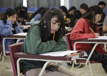 Aplican examen de admisión a la UAEH más de 17 mil aspirantes