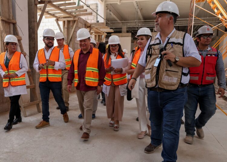 Vigilan avances en la infraestructura hospitalaria de la región Actopan