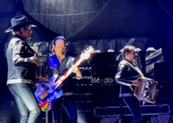 ¡Los Tigres del Norte rugieron con un lleno total en Pachuca!