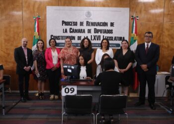 Inicia INE entrega de constancias de mayoría y validez de las fórmulas de candidaturas a diputaciones federales de mayoría relativa