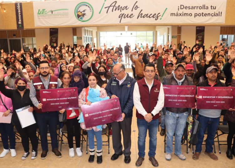 Entrega Sebiso el 70 por ciento del total de tarjetas de los programas sociales