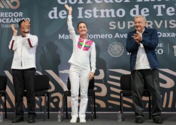 Claudia Sheinbaum se compromete a consolidar el proyecto del tren interoceánico