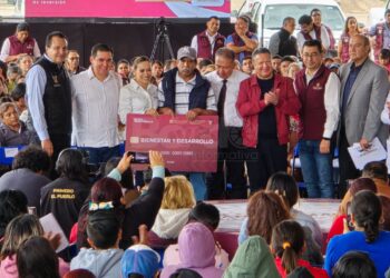 “Necesario seguir invirtiendo en calles, educación, salud y en la entrega de programas sociales”: Julio Menchaca