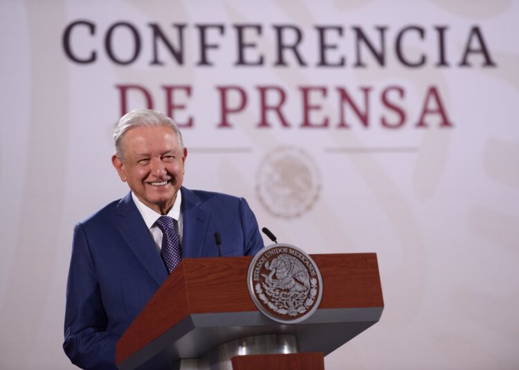 AMLO rendirá homenaje a connacionales que viven en Estados Unidos