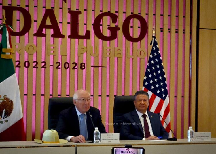 Gobernador de Hidalgo se reúne con embajador de EU; abordan temas de migración, economía, seguridad y educación