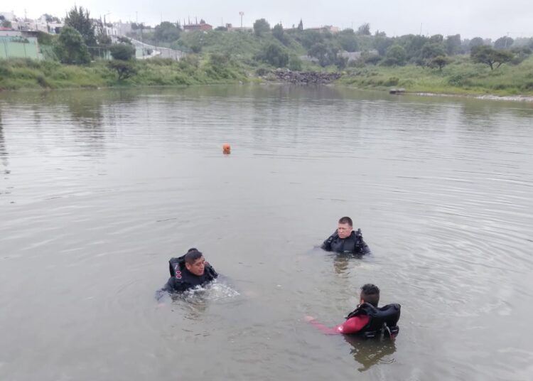 Bomberos de Hidalgo recuperan cuerpo sin vida en represa en Atotonilco de Tula