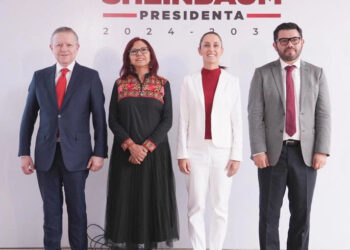 Claudia Sheinbaum presenta a Arturo Zaldívar, Carlos Torres y Leticia Ramírez como integrantes de su gabinete