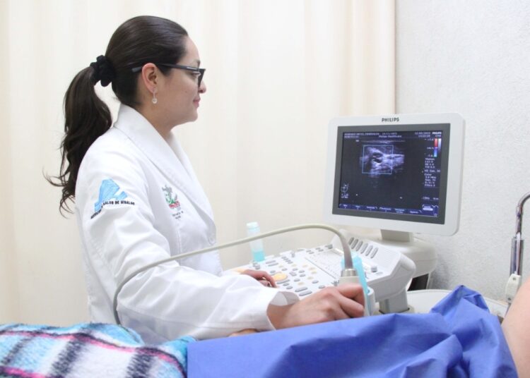 UNEME-DEDICAM: Salvando vidas a través de la detección temprana del cáncer de mama