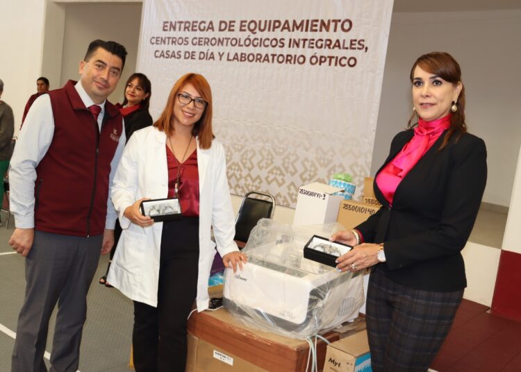 Centros Gerontológicos de Hidalgo reciben equipamiento para brindar mejores servicios