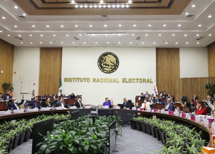 INE y UNAM crean herramienta para evaluar riesgo de mujeres víctimas de violencia política