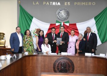 LXV Legislatura entrega informes del tercer año de trabajo