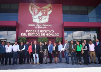 Al menos 20 gobiernos municipales de oposición se unen al Proyecto de Transformación de Julio Menchaca