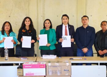 Gretchen Atilano, alcaldesa de Tizayuca firmó el Acta de Entrega – Recepción Final