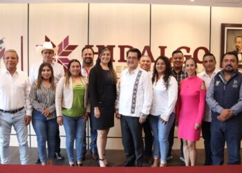 Olivares Reyna recibe a presidentes municipales para fortalecer colaboración por Hidalgo
