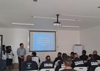 Capacitan a elementos de Seguridad Pública en Mineral de la Reforma