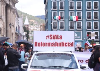 Marcha en Pachuca: Cientos de hidalguenses apoyan Reforma al Poder Judicial