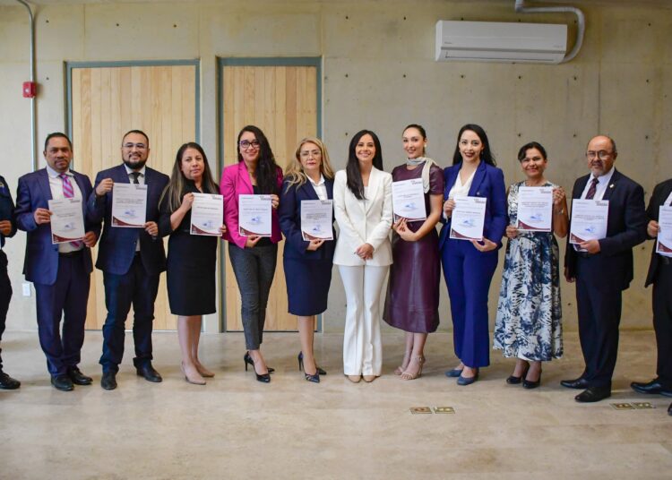 Gretchen Atilano presenta a su equipo de trabajo para impulsar el desarrollo de Tizayuca