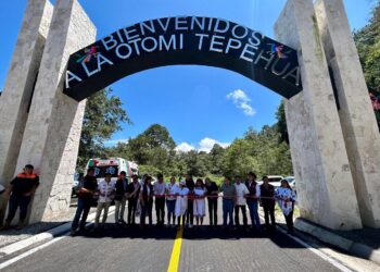 Inauguran Arco de Bienvenida de la Región Otomí-Tepehua