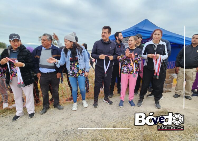 Más de mil participantes en carrera atlética “Corriendo Entre las Flores” en Doxey